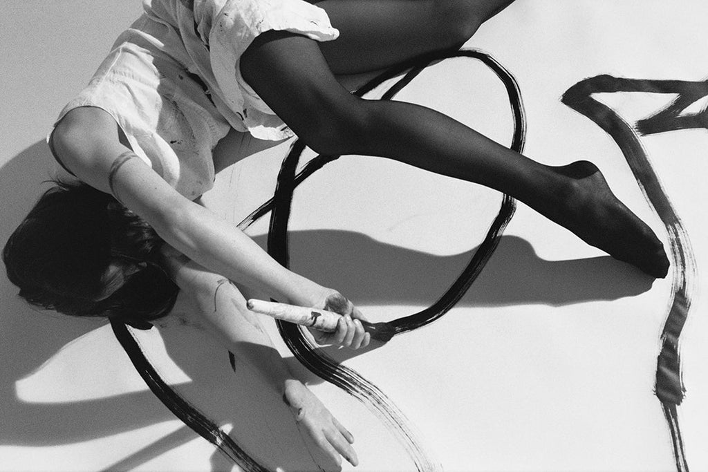 Traces of Movement: Caroline Denervaud on the Fusion of Dance and Painting