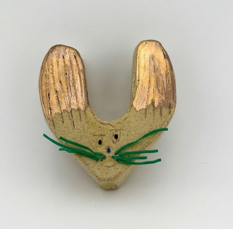 Amici, KAPPAO, 2024-2025Color on ceramic10.0 × 9.4 × 3.0 cm