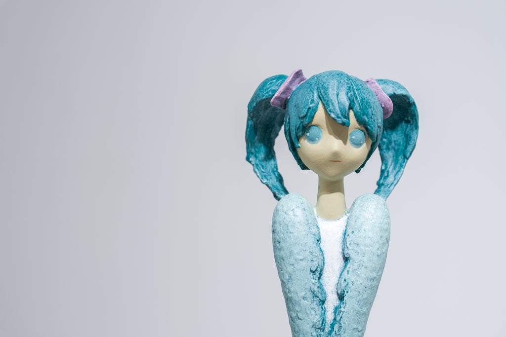 Azure Feather, Resonant Voice, LI WEI and LIU ZHIYIN, 2026Polyurethane, Hand coloring23.0 × 25.0 × 60.0 cmEdition:5/5