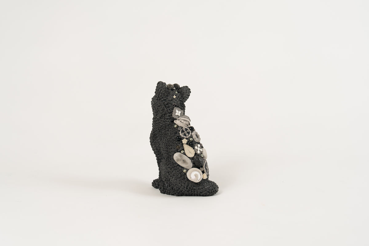 Sweet cat -kuroneko- | Whitestone Gallery