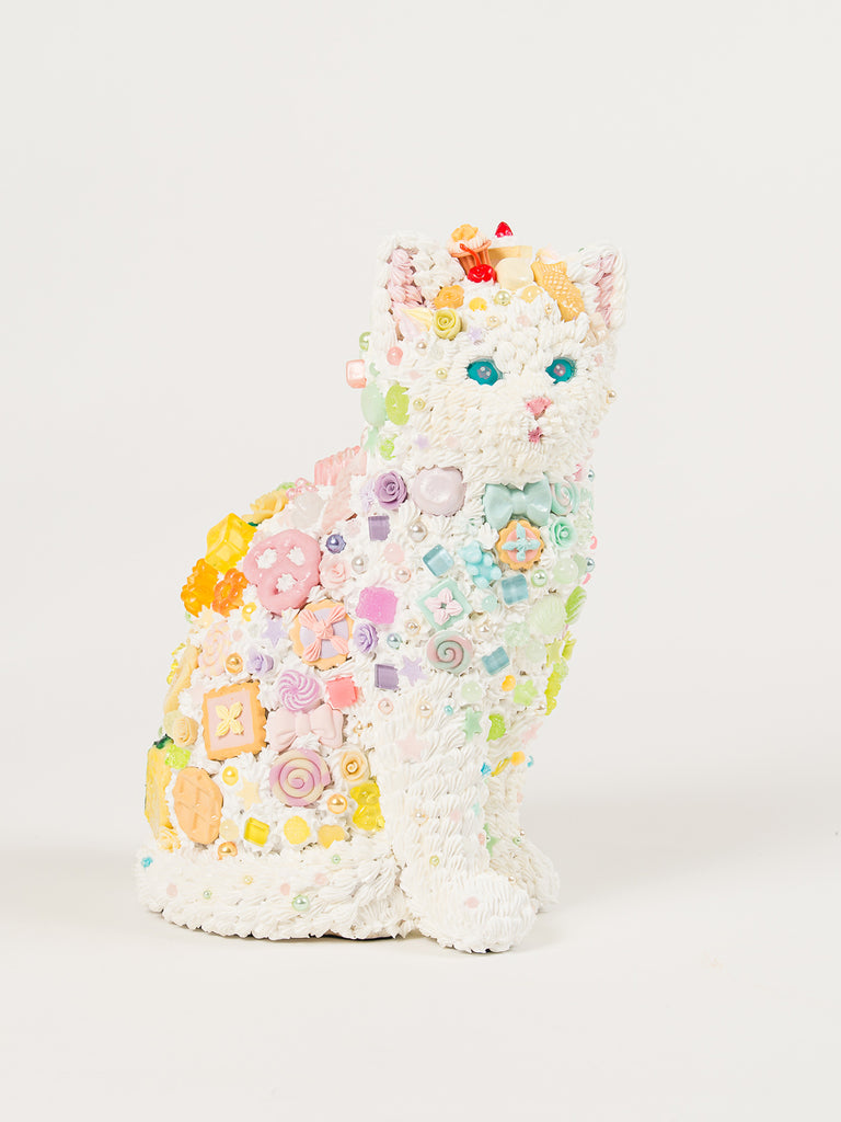 Sweet Cat, OSAMU WATANABE, 2025Mixed media19.0 × 15.0 × 28.5 cm