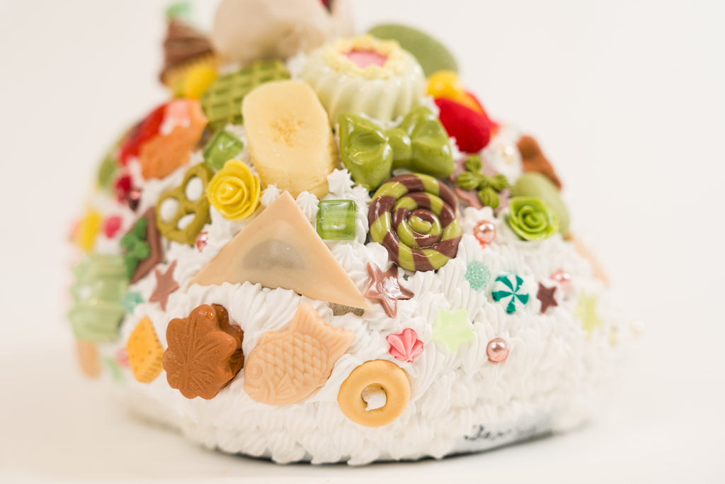 OSAMU WATANABE スイーツアート額装 Sweet Cat | Whitestone Gallery