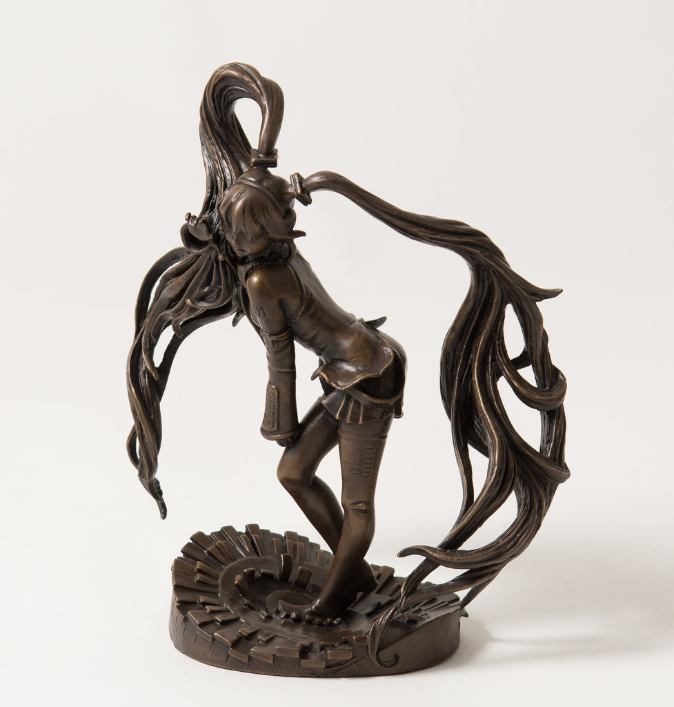 First Voice(smaller ver.), TETSUTARO ABE, 2026Bronze24.0 × 13.0 × 29.0 cm